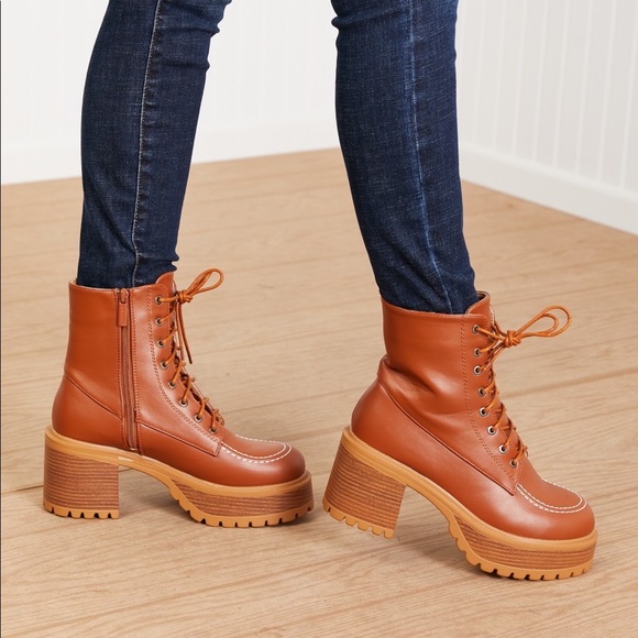 Lace Up Tan Platform Fall Boots - Picture 5 of 9